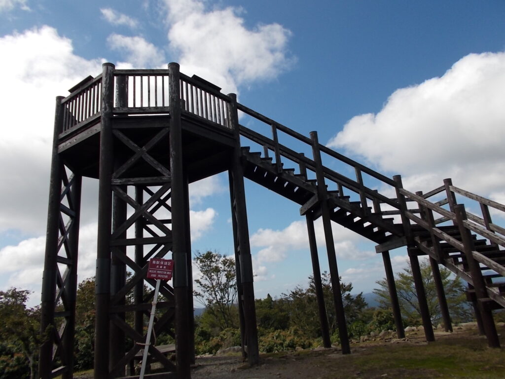 10：55　しかたがないので上ります。