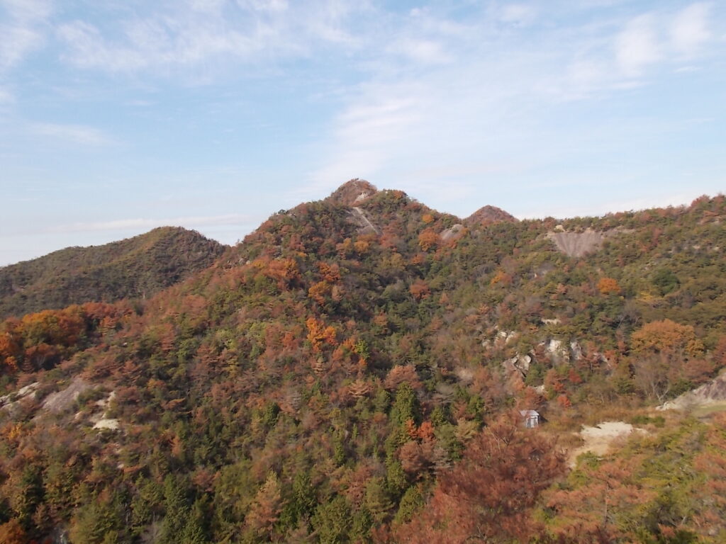 10:35 途中から見える笠松山。