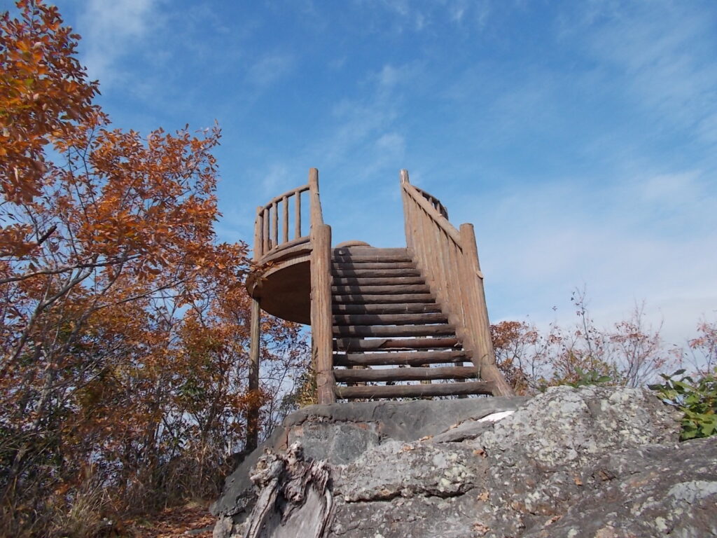 11:06 展望台です。これから下山します。