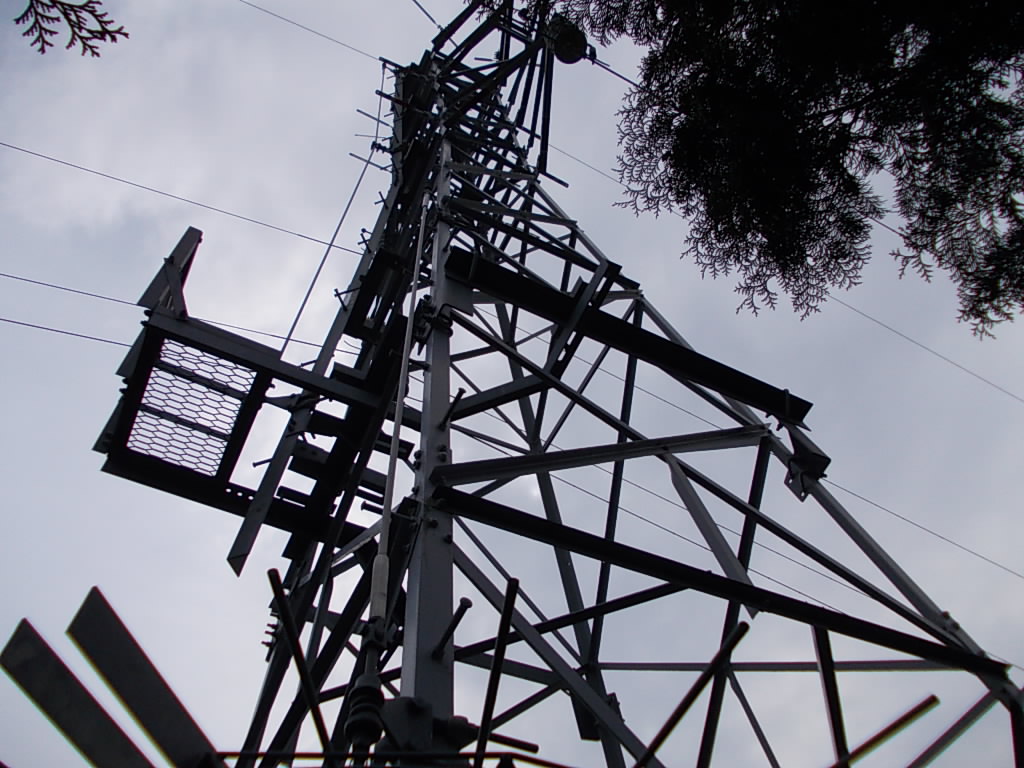 10:27 鉄塔No.10につきました。