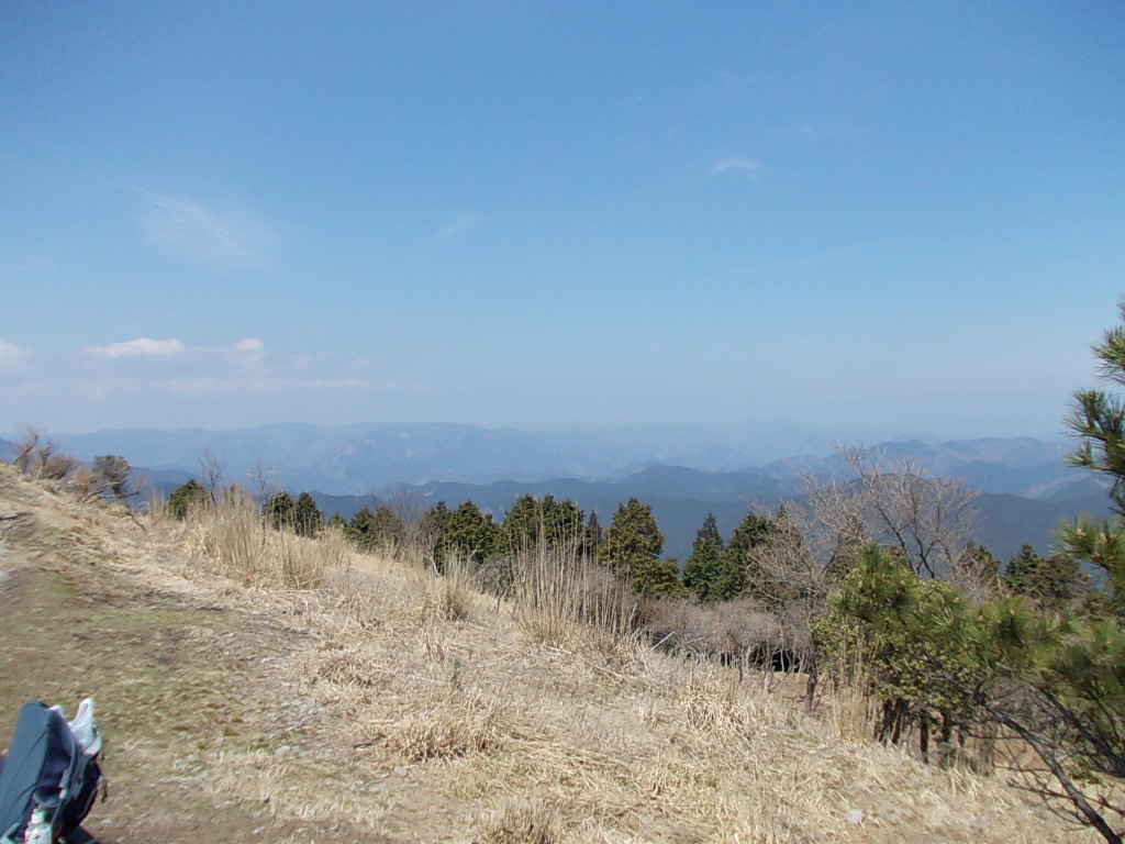 10:50 西方向。段ヶ峰方面です。