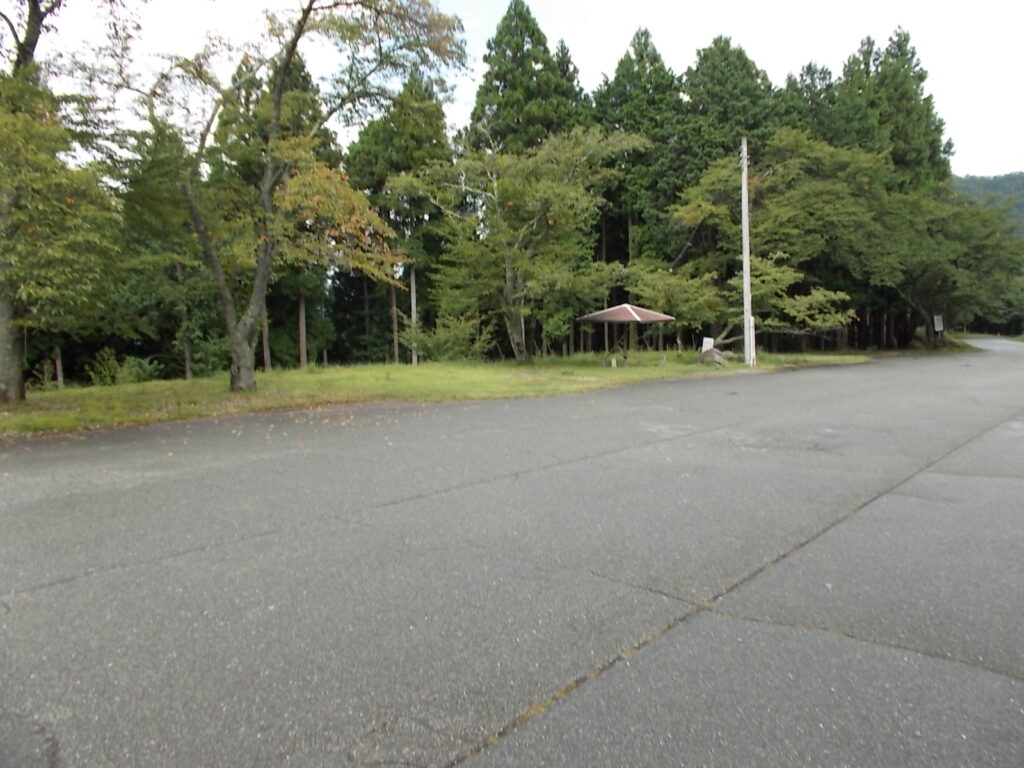 12：27　駐車場に戻ってきました。