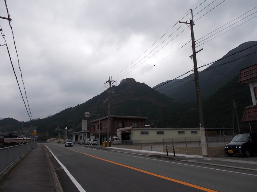 城山（じょうやま）