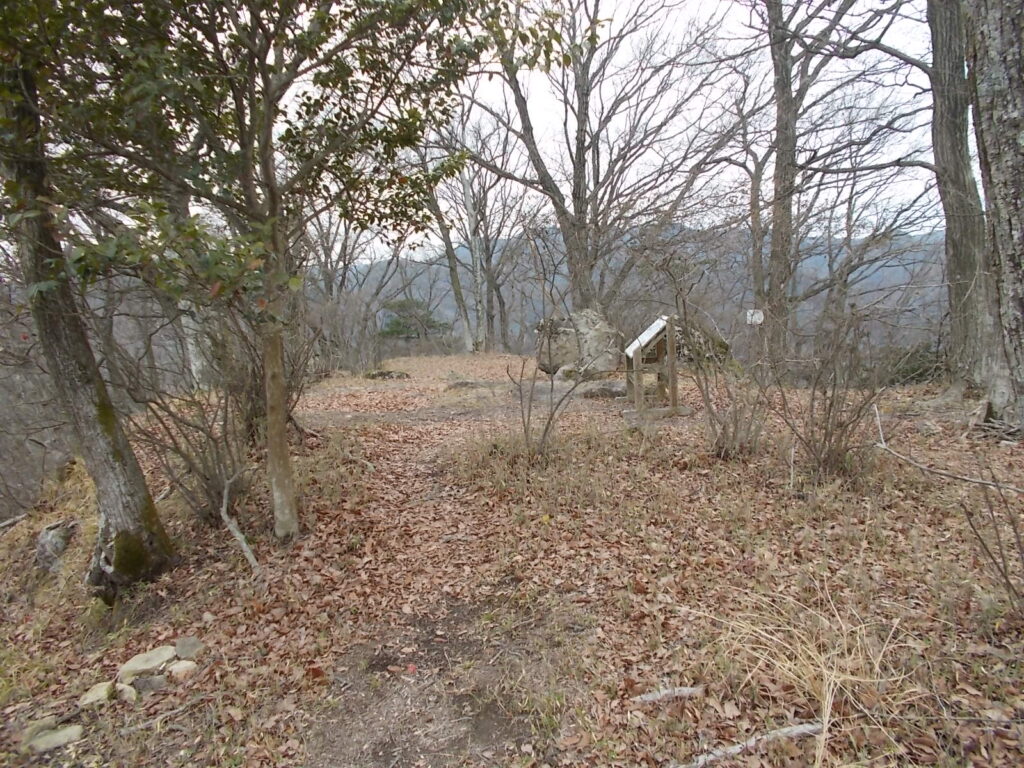 11：59　空木城跡に着きました。