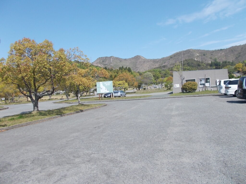 10：22  駐車場に戻ってきました。