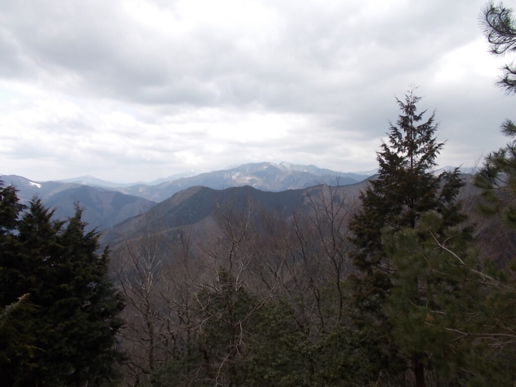 11:49 少し進んだところから見える景色。