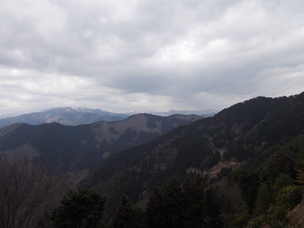 11:50 このあたりなかなか見晴らしがいいです。