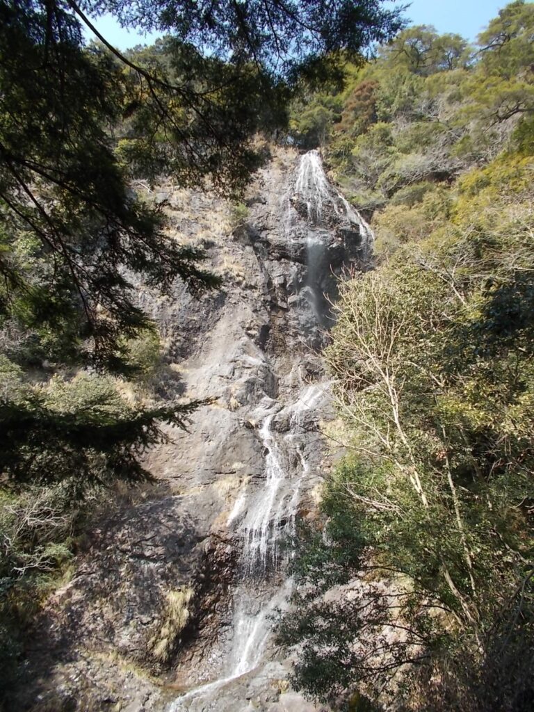 七種山と薬師峰