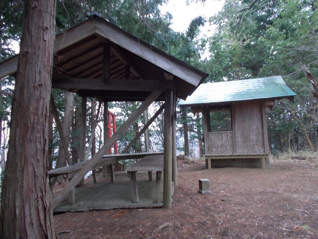 10：59　到着しました。こちらは蔵王権現堂