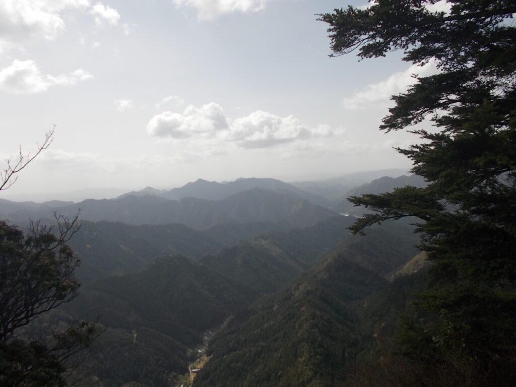 9：46　七種山方面かな