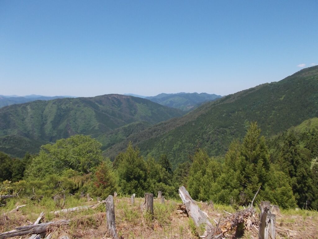 12：56　大段山です。