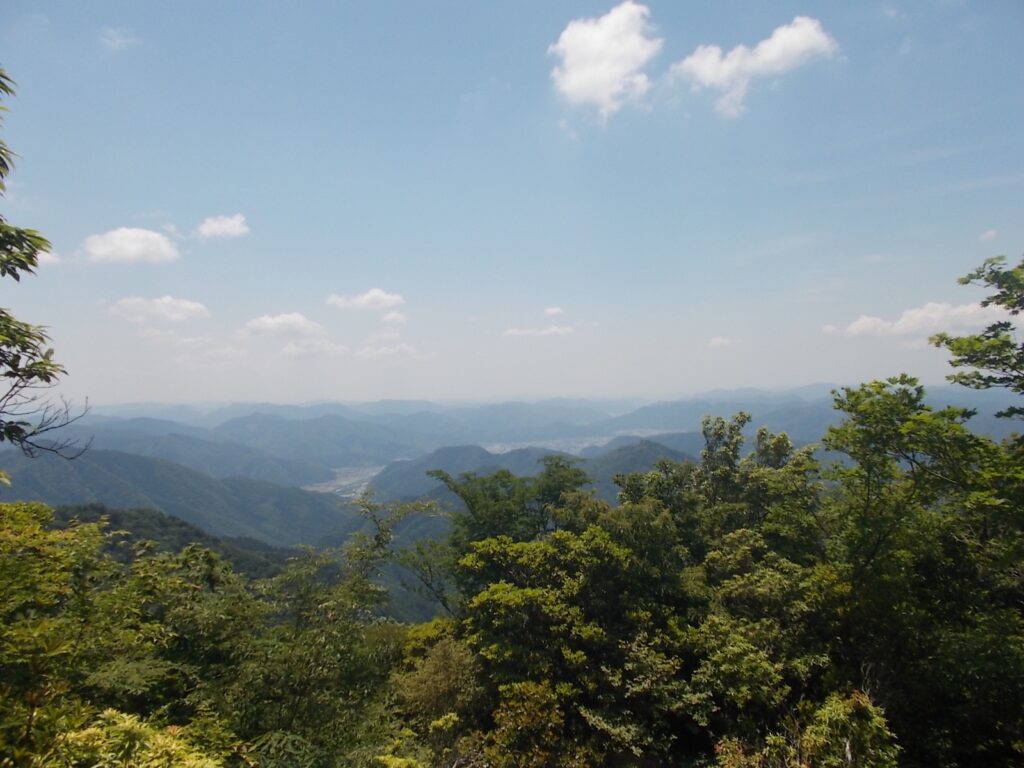 11：33　山頂からの眺め。