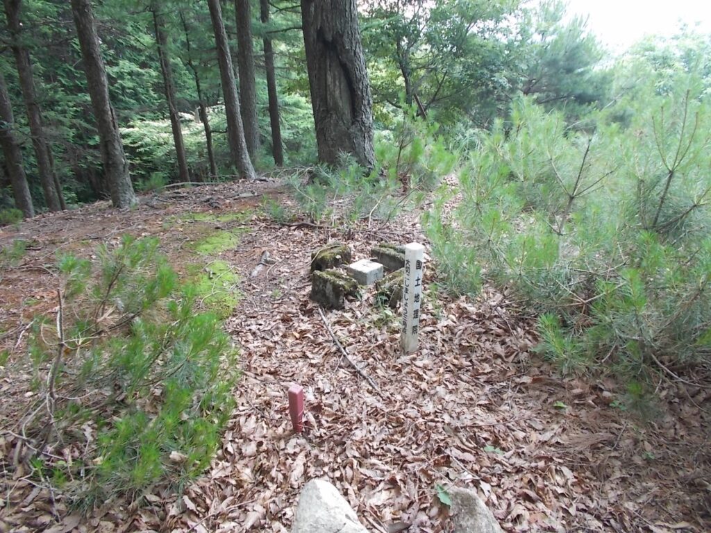 12：16　奥組山山頂