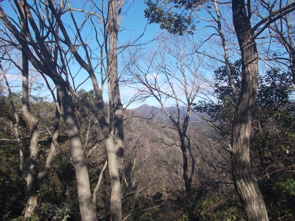 10：53　明神山が見えました。
