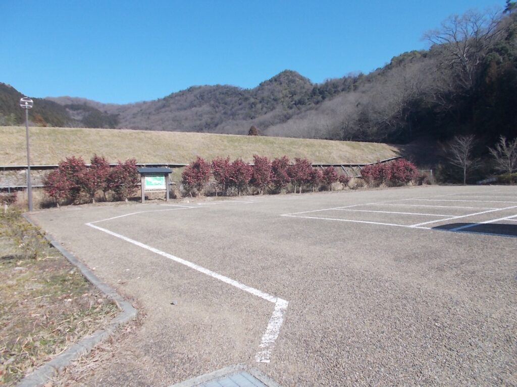 12:00 駐車場に戻ってきました。