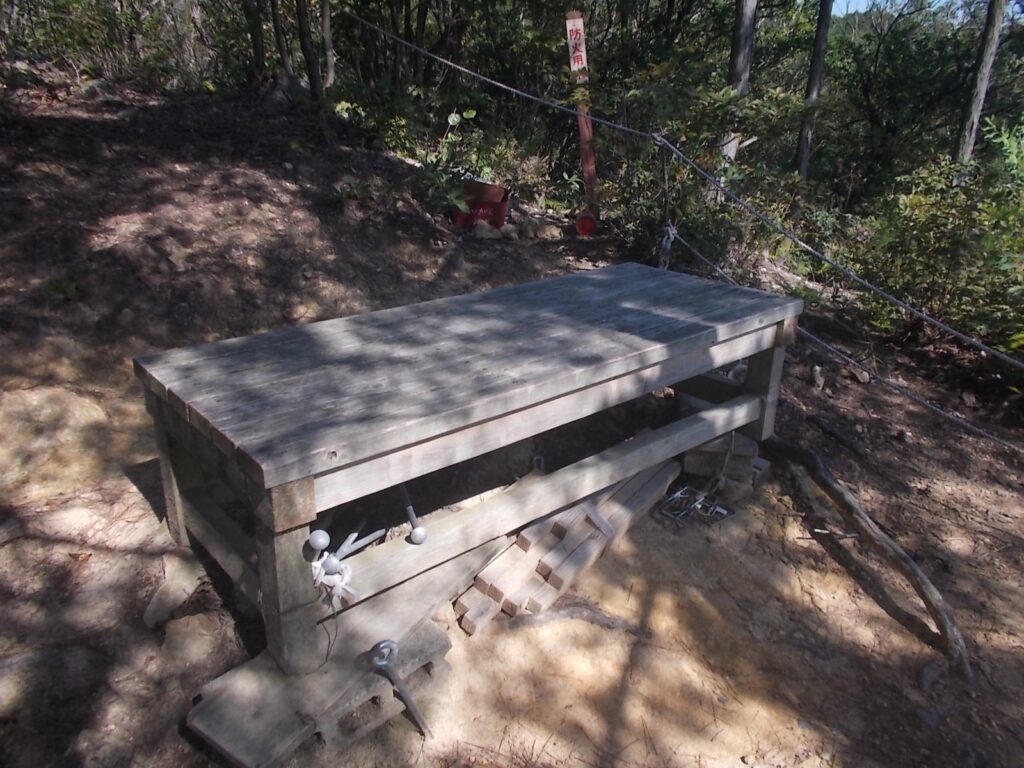 10：06　ベンチがありました