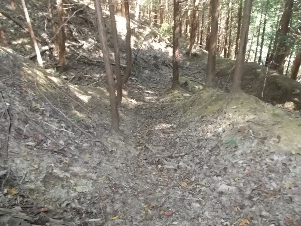 11：16　溝のようになってます。