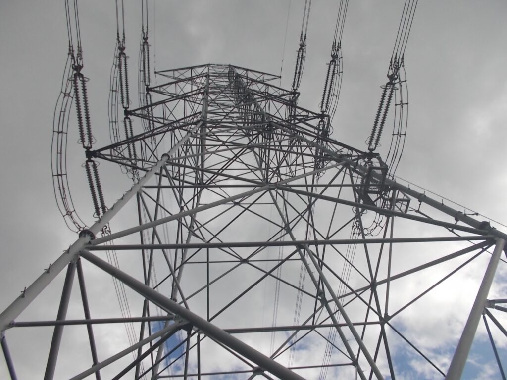 14：22　鉄塔に出ました。