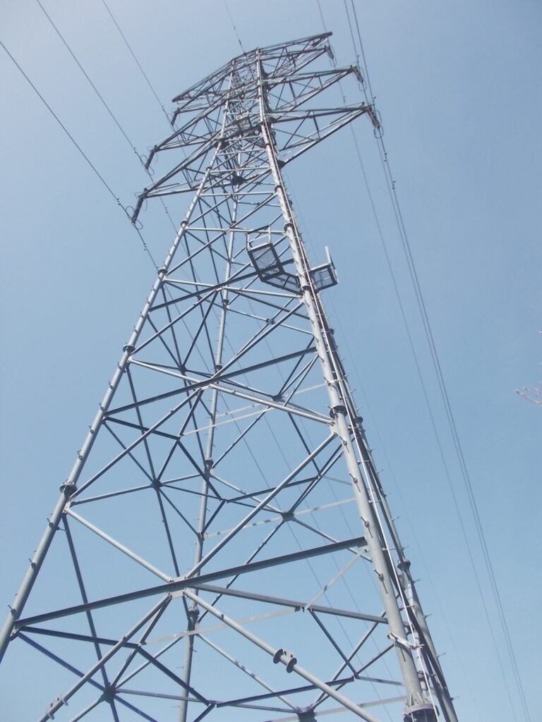 10：58　すぐに鉄塔に。