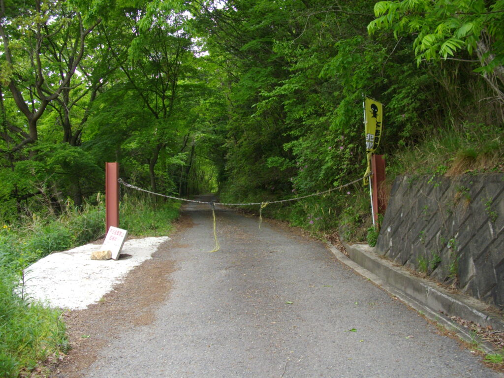 10:01　車止めがあるので、通れないのかと思ってました。