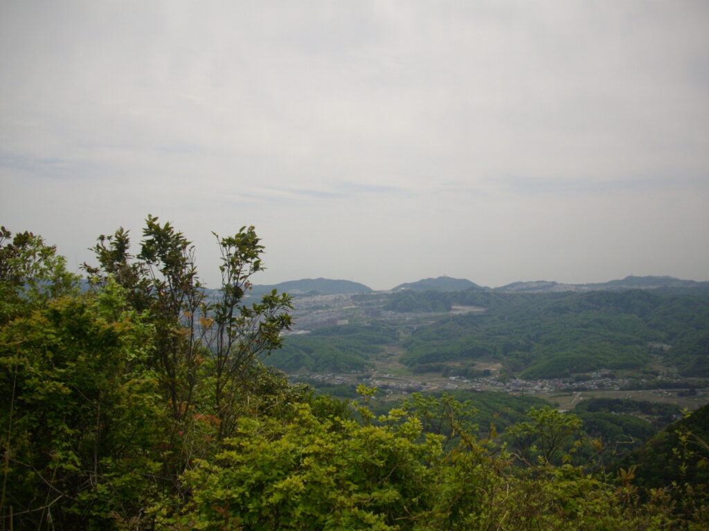 11：36　さらに東側です。