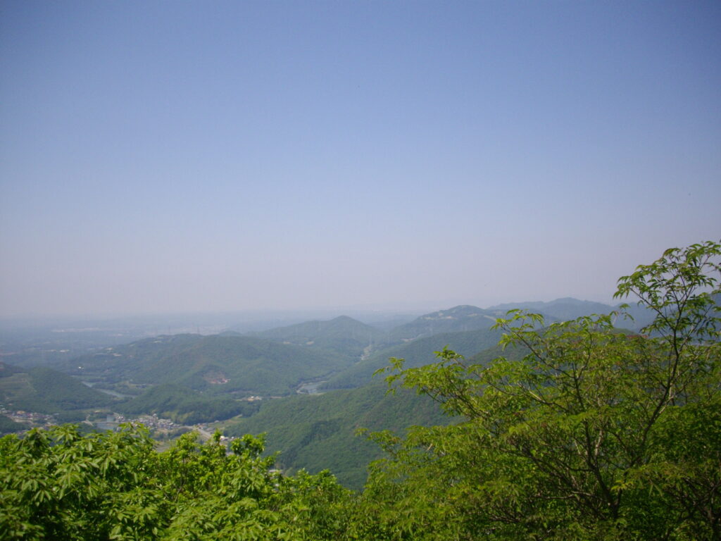 10：51　この小岩からの景色です。