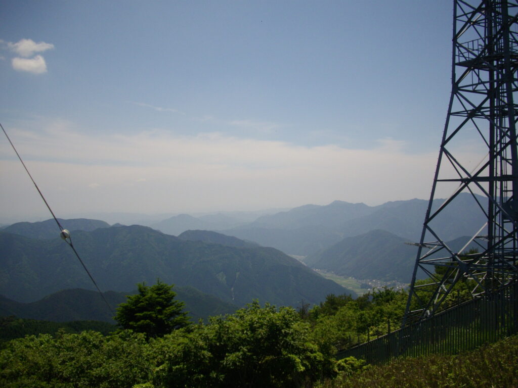 13：18　南方面かな。こんな感じで、人工物が入ります。ちょっともったいない気もします。