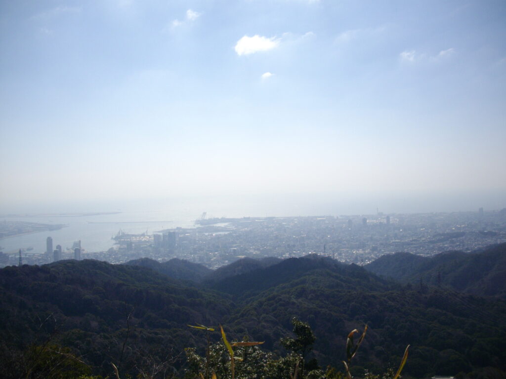 11：25　ここから見える景色です。南方向です。