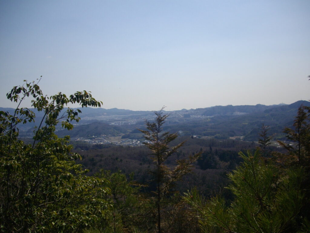 11：25　ここから見える景色です。どの辺でしょうか。