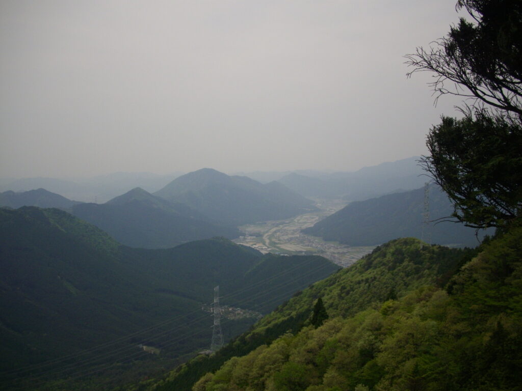 11：08　このピークから見える景色です。