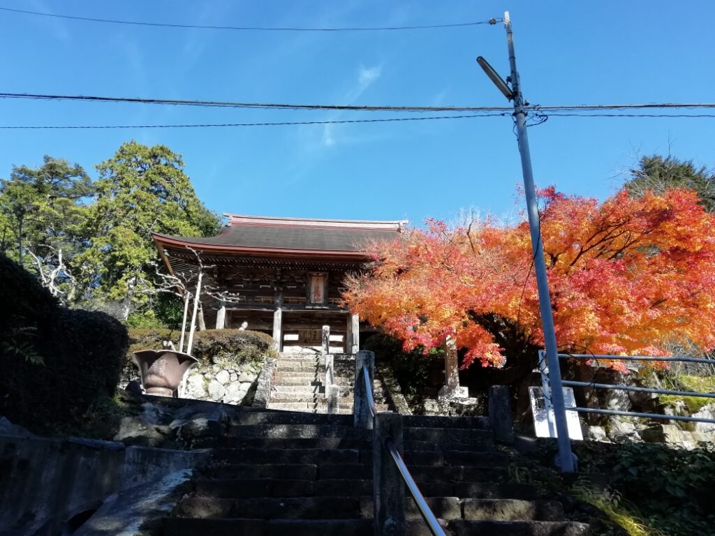 松尾寺の山門