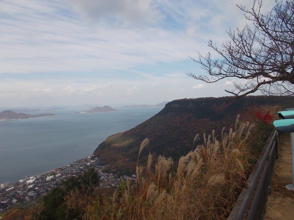 讃岐うどんと新屋島水族館