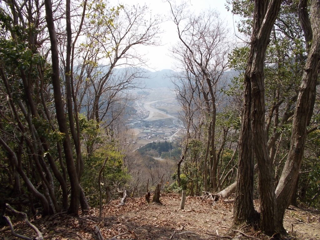 10：39　ひたすら歩いて、ちょこっと見えた景色。かなり疲れがとれます。