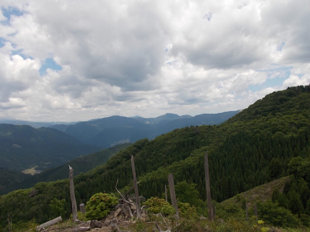 11:05 一山、阿舎利山方面